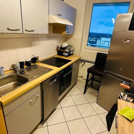 شقة 1 In 2 In Downtown Near Frankfurt *