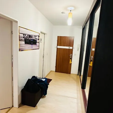 1 In 2 In Downtown Near Frankfurt